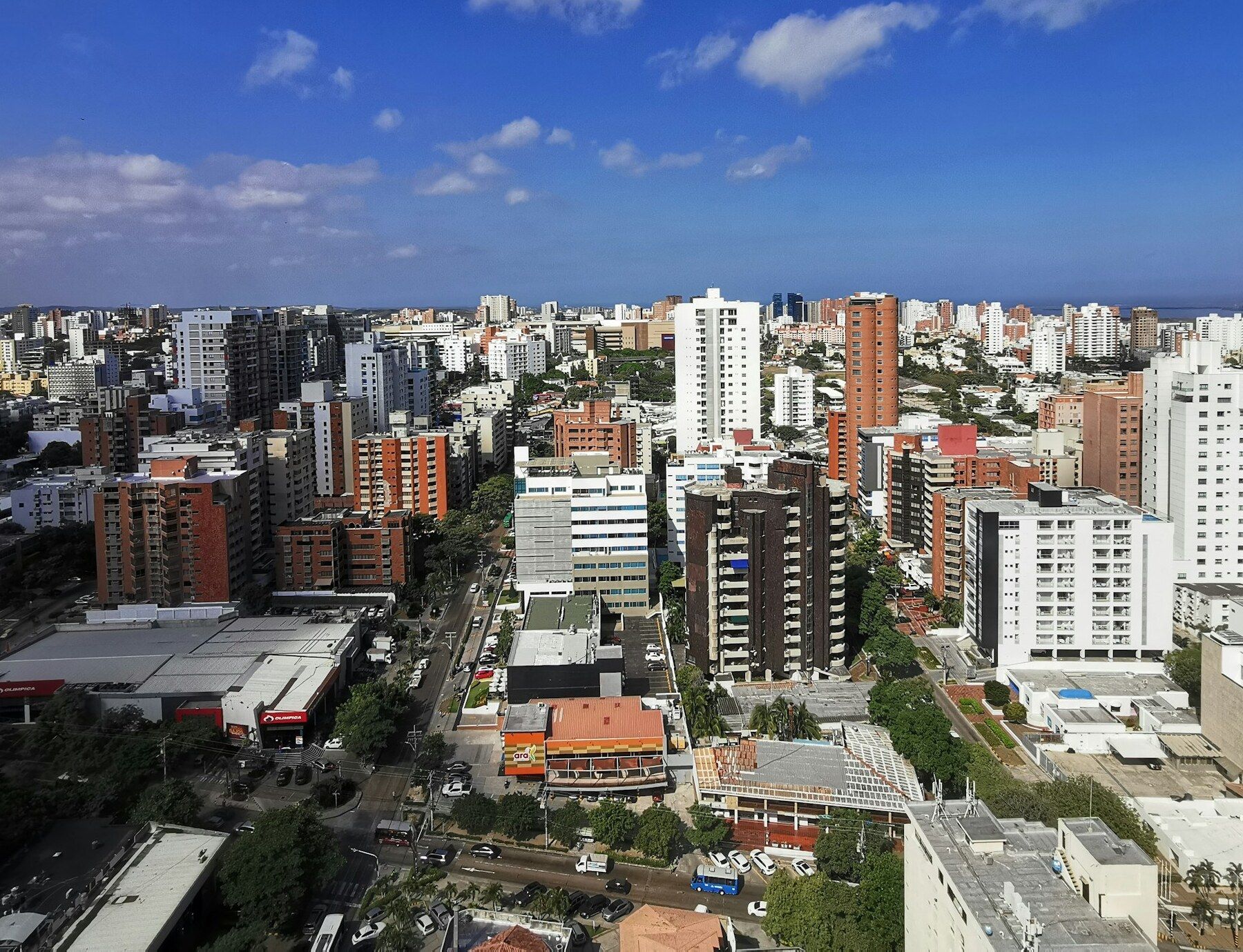 Vista aérea de los edificios residenciales del norte de Barranquilla